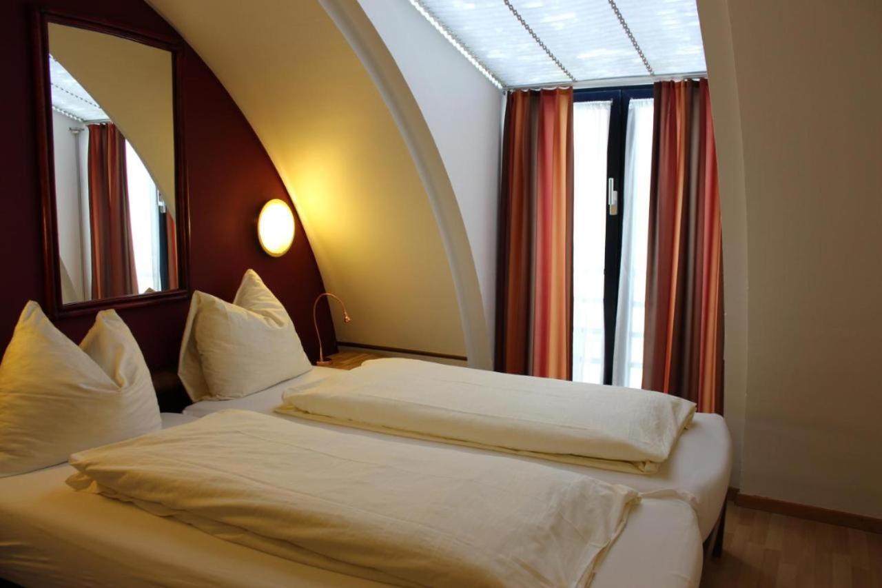 Affordable Rooms In Heart Of 루체른 외부 사진